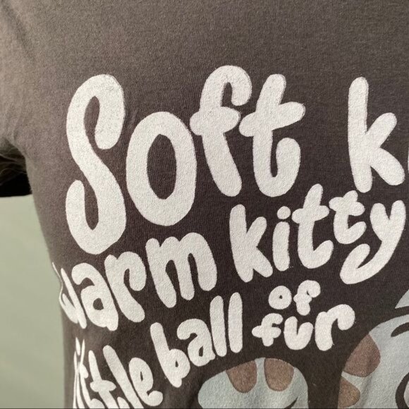 Big Bang Theory Soft Kitty Shirt - Picture 2 of 8